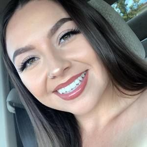 Meet your Posher, Lilianna